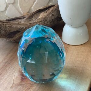 FIFTH AVENUE CRYSTAL LTD | Vintage Faceted Crystal Paperweight